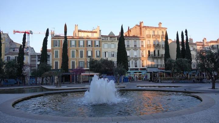 Quartier Le Plus Anime De Marseille "La Plaine Cours Julien "Chambre Avec Salle De Bain Wc Privee Integrees "Dans Appartement Exterior foto