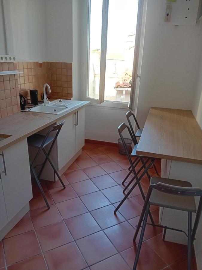 Quartier Le Plus Anime De Marseille "La Plaine Cours Julien "Chambre Avec Salle De Bain Wc Privee Integrees "Dans Appartement Exterior foto